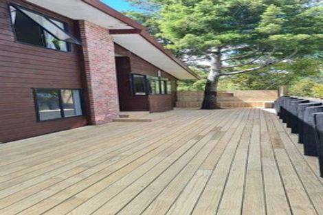 Photo of property in 1/41 Radiata Lane, Chatswood, Auckland, 0626