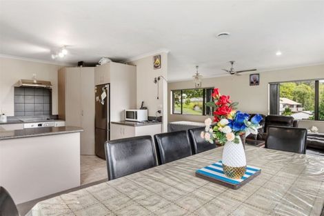 Photo of property in 86 Village Park Drive, Welcome Bay, Tauranga, 3112