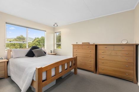 Photo of property in 1 Vista Grove, Kelson, Lower Hutt, 5010