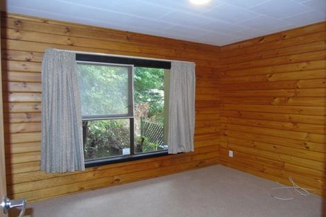 Photo of property in 35 Makara Road, Karori, Wellington, 6012