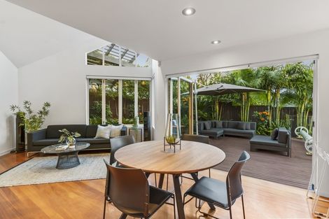Photo of property in 42a Livingstone Street, Westmere, Auckland, 1022
