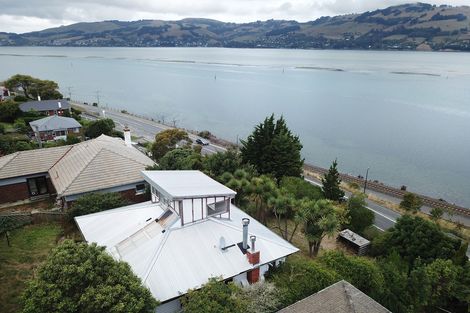 Photo of property in 305 Ravensbourne Road, Ravensbourne, Dunedin, 9022