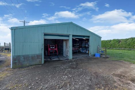 Photo of property in 306 Pungarehu Road, Pungarehu, 4685