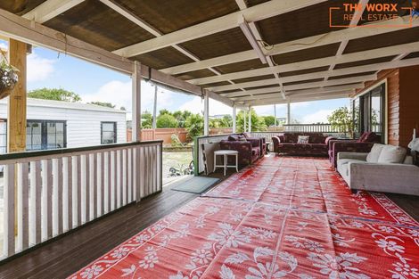 Photo of property in 37 Rosella Road, Mangere East, Auckland, 2024