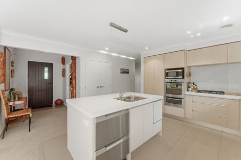 Photo of property in 7a Pipitea Place, Whalers Gate, New Plymouth, 4310
