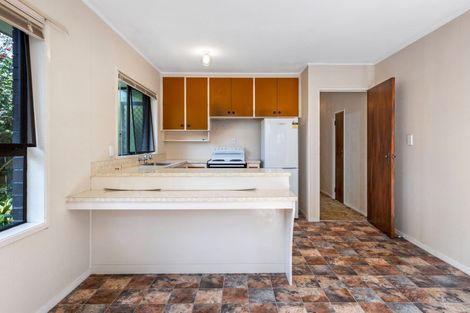 Photo of property in 2/35 Ti Nana Crescent, Henderson, Auckland, 0610