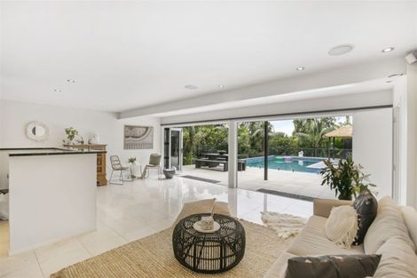 Photo of property in 46 Marywil Crescent, Hillcrest, Auckland, 0627