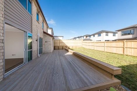 Photo of property in 9 Tinaku Road, Flat Bush, Auckland, 2019