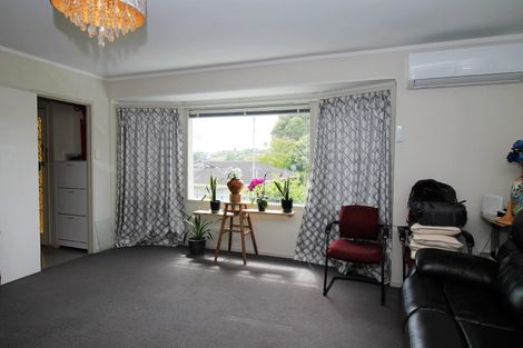 Photo of property in 361b Pakuranga Road, Pakuranga Heights, Auckland, 2010