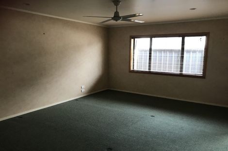 Photo of property in 4 Vela Place, Clarks Beach, 2122