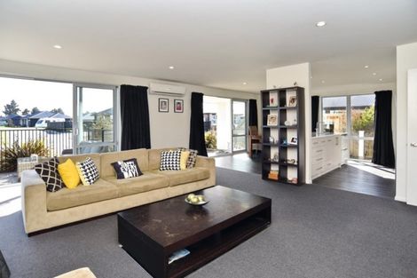 Photo of property in 6 Aroha Street, Pegasus, 7612