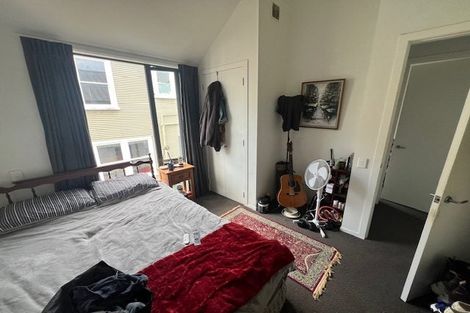 Photo of property in 2b Devon Street, Aro Valley, Wellington, 6021