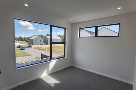 Photo of property in 32 Yellow Pear Lane, Karaka, 2578