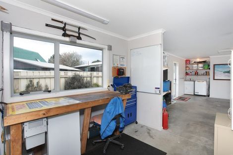 Photo of property in 3 Guthrie Court, Bulls, 4818