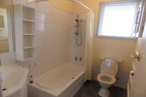 Photo of property in 2/142a Great South Road, Manurewa, Auckland, 2102