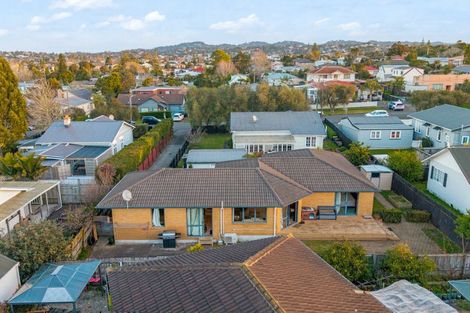 Photo of property in 5a Rewa Street, New Lynn, Auckland, 0600