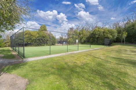 Photo of property in 8 Parawera Drive, Acacia Bay, Taupo, 3330