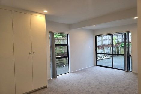 Photo of property in 12 Westergrove Place, West Harbour, Auckland, 0618