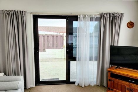 Photo of property in 37a Hukanui Road, Fairfield, Hamilton, 3214