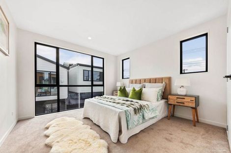 Photo of property in 106d Taikata Road, Te Atatu Peninsula, Auckland, 0610