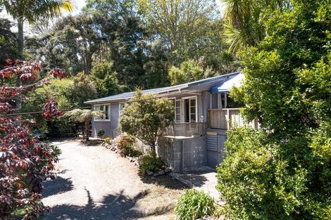 Photo of property in 1060 Sandspit Road, Sandspit, Warkworth, 0982