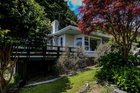 Photo of property in 27a Awanui Street, Merrilands, New Plymouth, 4312