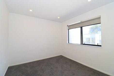 Photo of property in 1 Korokio Lane, Henderson, Auckland, 0612