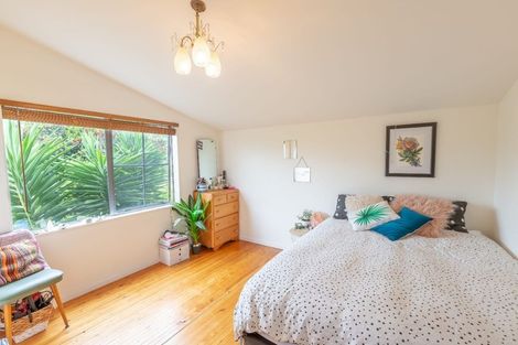 Photo of property in 11b Frimley Terrace, Waikanae Beach, Waikanae, 5036