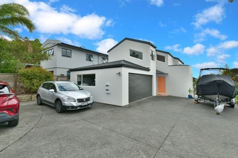 Photo of property in 174 Vipond Road, Stanmore Bay, Whangaparaoa, 0932