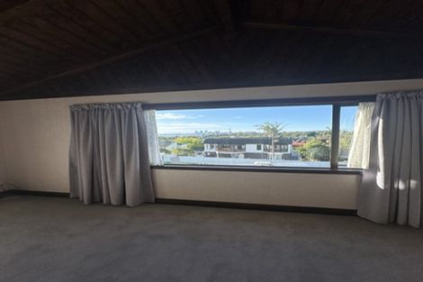 Photo of property in 4 Toi Toi Place, Northcote, Auckland, 0627