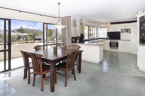 Photo of property in 69 John Gill Road, Shelly Park, Auckland, 2014