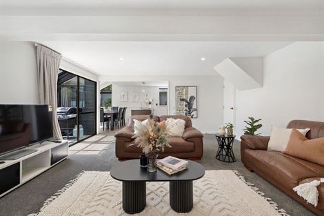 Photo of property in 83 Mcdonnell Road, Arrowtown, 9302