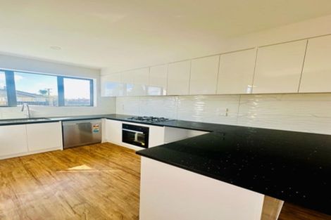 Photo of property in 1/2 Cameron Street, Papakura, 2110