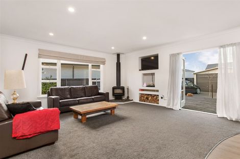 Photo of property in 14 Englefield Road, Belfast, Christchurch, 8051