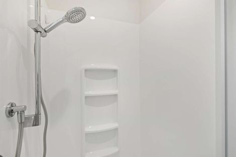 Photo of property in 8 Te Rehutai Rise, Welcome Bay, 3112