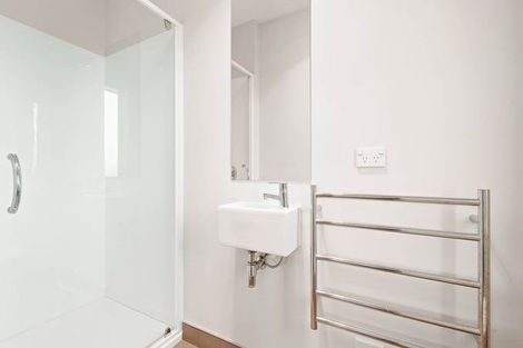 Photo of property in 18 Brownlee Place, Pukekohe, 2120