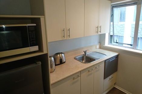 Photo of property in Terrace Heights Apartments, 2/163p The Terrace, Wellington Central, Wellington, 6011