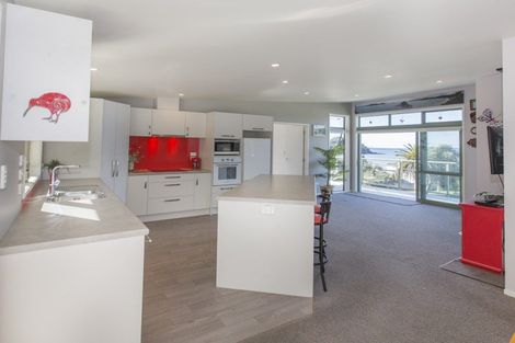 Photo of property in 4 Motutara Road, Oakura, Hikurangi, 0184