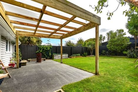 Photo of property in 56 Pacific Road, North New Brighton, Christchurch, 8083