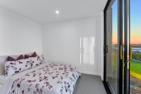 Photo of property in 45a Rosario Crescent, Red Beach, 0932