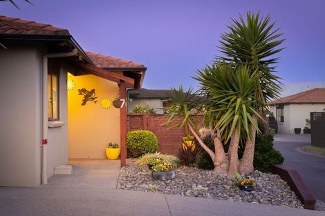 Photo of property in 7 Central Park, Paraparaumu Beach, Paraparaumu, 5032