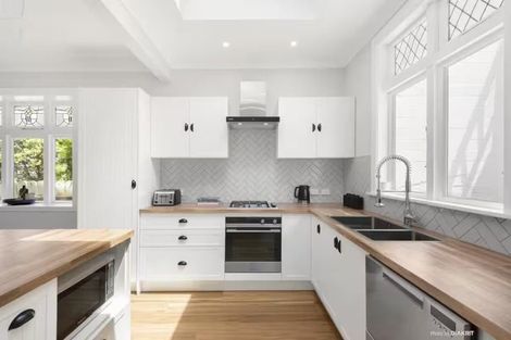 Photo of property in 565 Broadway, Miramar, Wellington, 6022