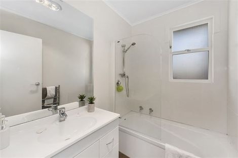 Photo of property in 3 Rutland Street, Fairview Downs, Hamilton, 3214