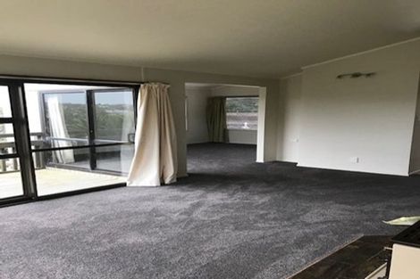Photo of property in 38 Tree View Avenue, Glenfield, Auckland, 0629