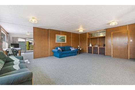 Photo of property in 12a Gamblins Road, Saint Martins, Christchurch, 8022