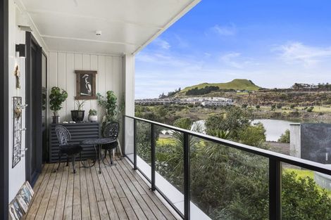 Photo of property in 101/3 Percy Winstone Lane, Stonefields, Auckland, 1072