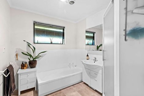 Photo of property in 21 Treeton Place, Wakefield, 7025