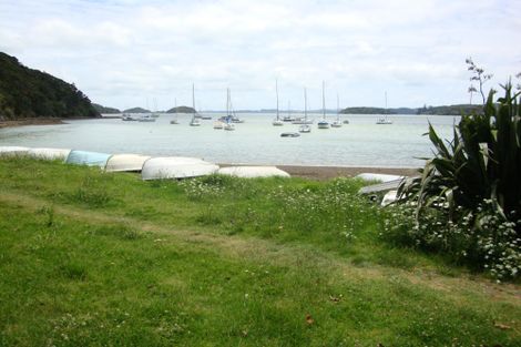 Photo of property in 24 English Bay Road, Opua, 0200
