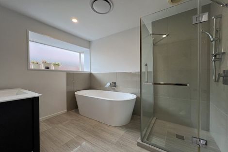 Photo of property in 6 Waddell Lane, Avondale, Christchurch, 8061