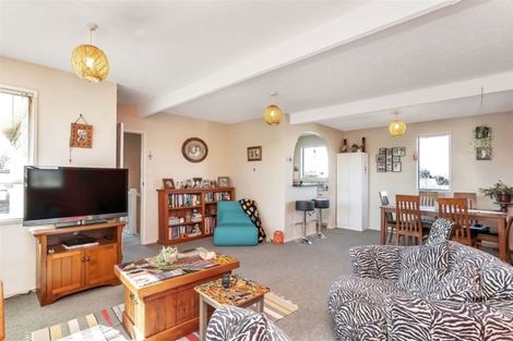 Photo of property in 62 Sturrocks Road, Redwood, Christchurch, 8051